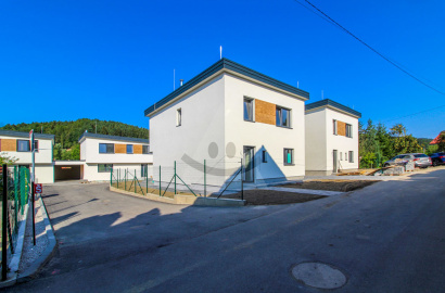 New family house, / 349 m2 /, Bytča - Kotešová